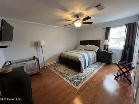 Bedroom - 179 Planters Grv, Brandon, MS 39047 photo 3 of 7