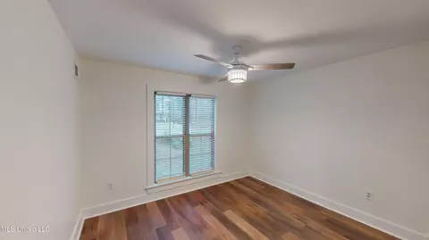 Bedroom - 8741 Bobwhite Dr, Hernando, MS 38632 photo 1 of 2