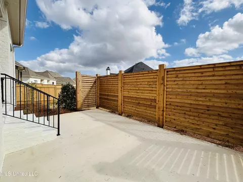 Exterior - 419 Whittington Cir, Madison, MS 39110 photo 8 of 13