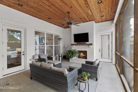 Exterior - 119 Silverleaf Dr, Madison, MS 39110 photo 4 of 12