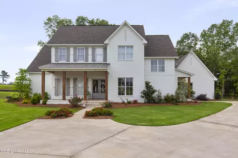 119 Silverleaf Dr, Madison, MS 39110