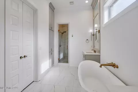 Bath - 119 Silverleaf Dr, Madison, MS 39110 photo 3 of 7