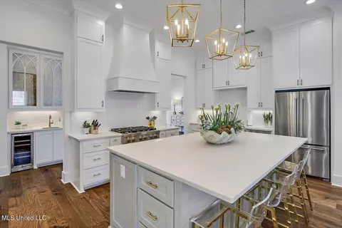 Kitchen - 119 Silverleaf Dr, Madison, MS 39110 photo 3 of 7