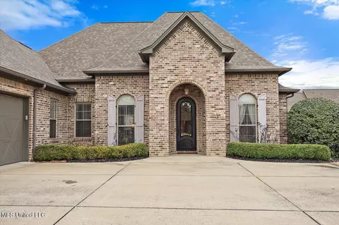 602 Turquoise Ct, Flowood, MS 39232