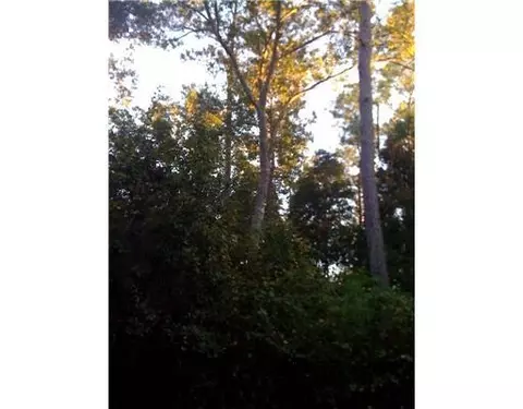 8725 Birch Ave, Ocean Springs, MS 39564