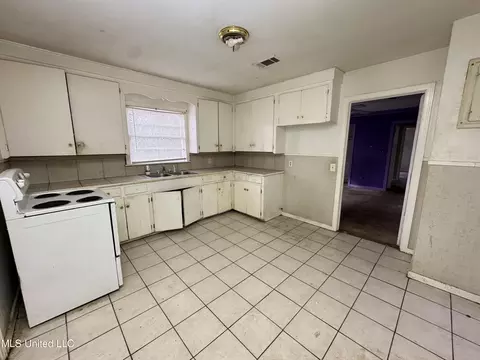 2319 Paden St, Jackson, MS 39204 photo 7