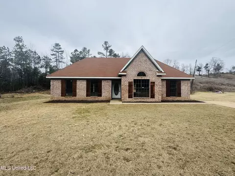 111 Karen Cv, Holly Springs, MS 38635