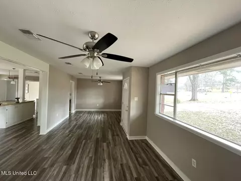 Living - 2282 Upper Dr, Pearl, MS 39208 photo 1 of 1