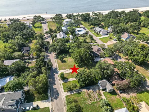 146 Richards Ave, Long Beach, MS 39560 photo 2