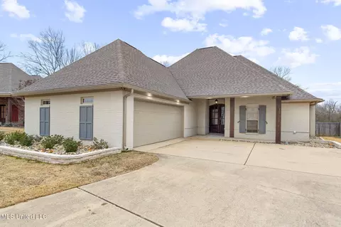 220 Stillhouse Creek Dr, Madison, MS 39110