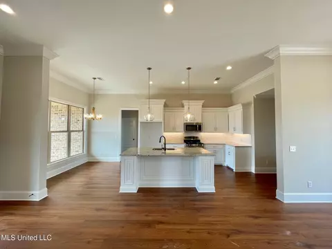 Kitchen - 200 Azure Dr, Canton, MS 39046 photo 1 of 5