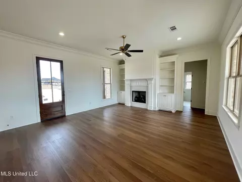 Living - 196 Azure Dr, Canton, MS 39046 photo 1 of 3