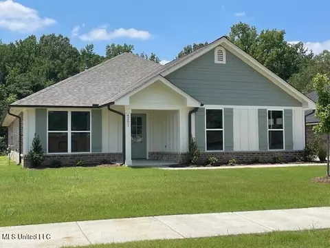 4201 W Olivia Cir, Olive Branch, MS 38654