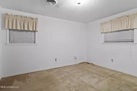 Bedroom - 5517 Keele St, Jackson, MS 39206 photo 2 of 3