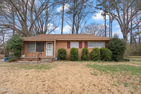 308 Lafayette St, Senatobia, MS 38668