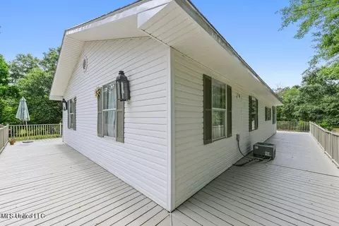 15557 Dobson Rd, Biloxi, MS 39532 photo 6