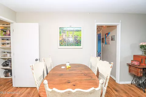 Dining - 110 Cody Barton Ln, Braxton, MS 39044 photo 1 of 3
