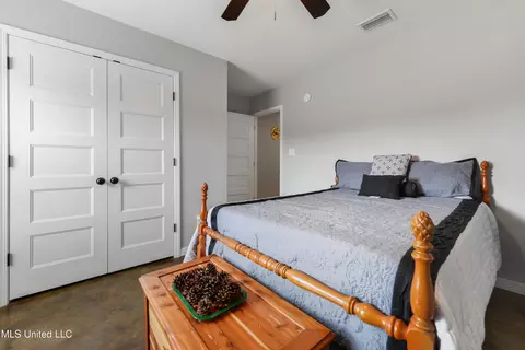 Bedroom - 3258 Stonecypher Rd, Lucedale, MS 39452 photo 3 of 4