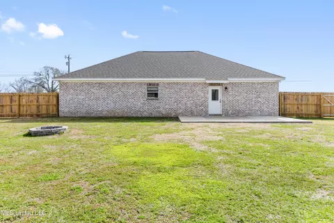 Exterior - 3258 Stonecypher Rd, Lucedale, MS 39452 photo 2 of 3