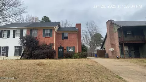 1116 Woodfield Dr, Jackson, MS 39211