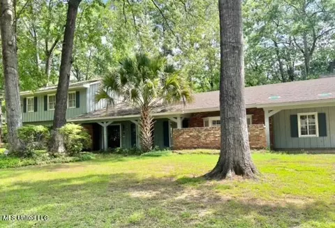 5316 Kaywood Dr, Jackson, MS 39211