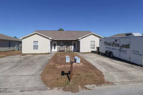 1732024 Avondale Cir, Biloxi, MS 39532