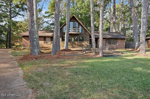 Exterior - 121 Yorkshire, Jackson, MS 39212 photo 12 of 12