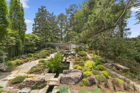 Exterior - 106 N Meadowbrook, Jackson, MS 39211 photo 14 of 17