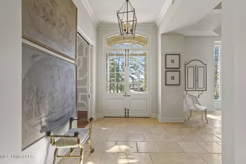 Entry Way - 106 N Meadowbrook, Jackson, MS 39211 photo 3 of 4