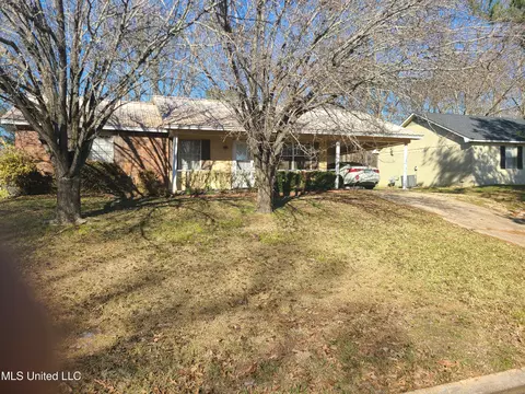 856 Cherry Stone Cir, Clinton, MS 39056