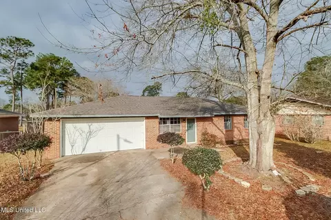 108 Ashford Ct, Gulfport, MS 39503