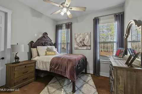 Bedroom - 157 Bella Fleur Dr, Florence, MS 39073 photo 4 of 7