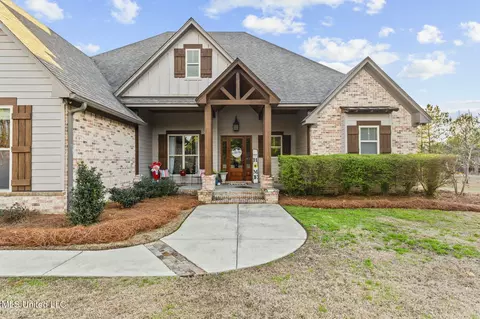 Exterior - 157 Bella Fleur Dr, Florence, MS 39073 photo 5 of 31
