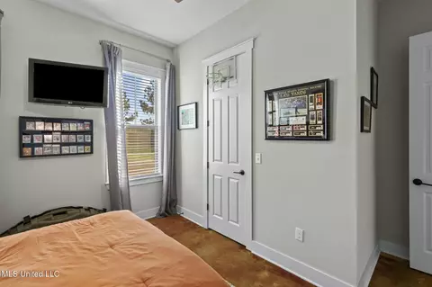 Bedroom - 157 Bella Fleur Dr, Florence, MS 39073 photo 2 of 7