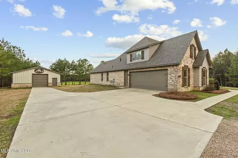 Exterior - 157 Bella Fleur Dr, Florence, MS 39073 photo 27 of 31