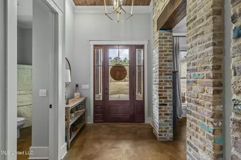 Entry Way - 157 Bella Fleur Dr, Florence, MS 39073 photo 1 of 10