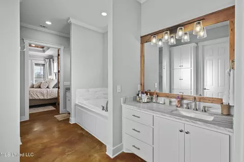Bath - 157 Bella Fleur Dr, Florence, MS 39073 photo 3 of 6