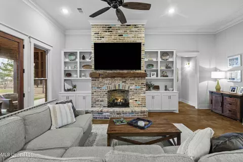 Living - 157 Bella Fleur Dr, Florence, MS 39073 photo 1 of 1