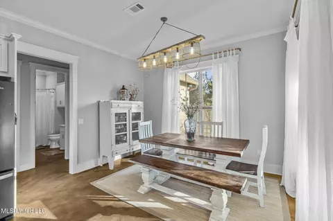 Dining - 157 Bella Fleur Dr, Florence, MS 39073 photo 2 of 2