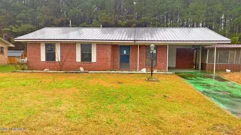 4 S Carol St, Durant, MS 39063