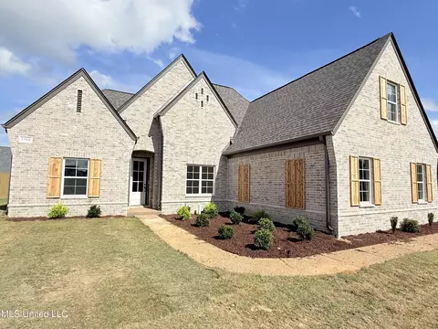 3164 Winterwood Dr, Hernando, MS 38632