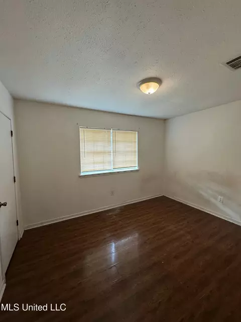 1010 Branch St, Jackson, MS 39212 photo 9