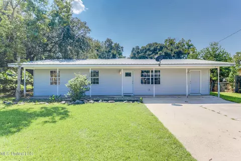 4508 New Hope Ave, Pascagoula, MS 39581