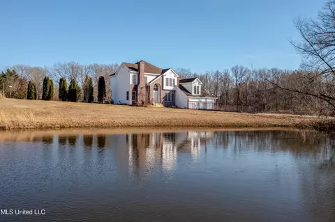 3160 Grand Oaks Dr, Hernando, MS 38632