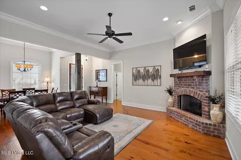 201 Dunbar Trl, Canton, MS 39046 photo 9