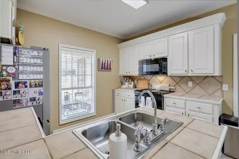 103 Granfield Ct, Canton, MS 39046 photo 10
