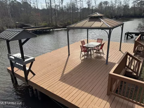 Exterior - 9018 Riverlodge Dr, Moss Point, MS 39562 photo 3 of 6