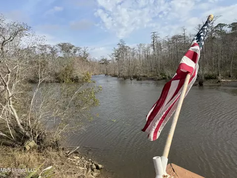 View/Area - 9018 Riverlodge Dr, Moss Point, MS 39562 photo 1 of 1