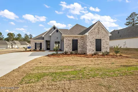 117 Springs Xing, Madison, MS 39110