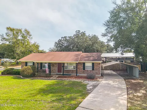 2014 Saint James Blvd, Gulfport, MS 39507